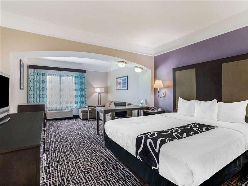 La Quinta Inn & Suites Fultondale Dış mekan fotoğraf