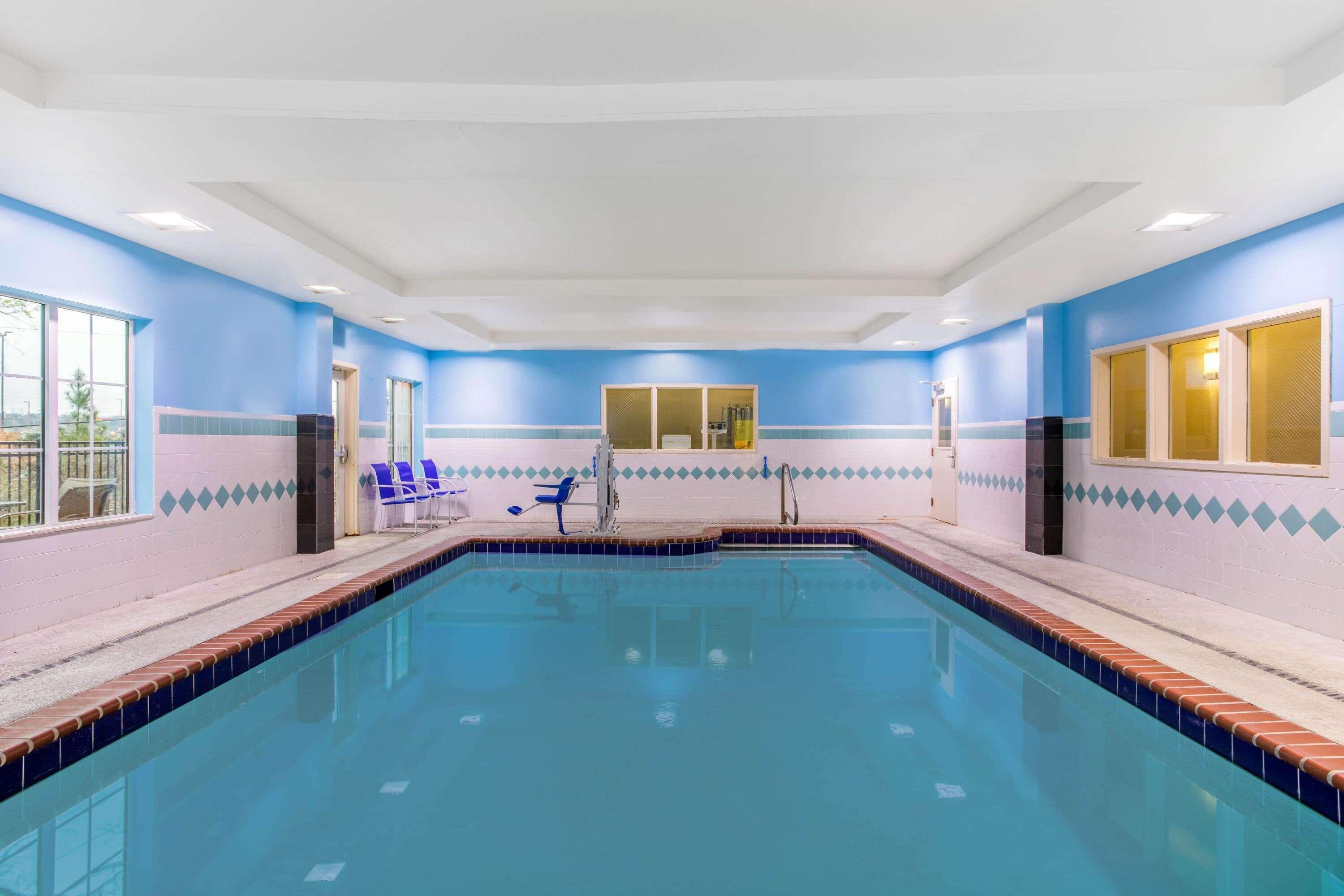 La Quinta Inn & Suites Fultondale Dış mekan fotoğraf