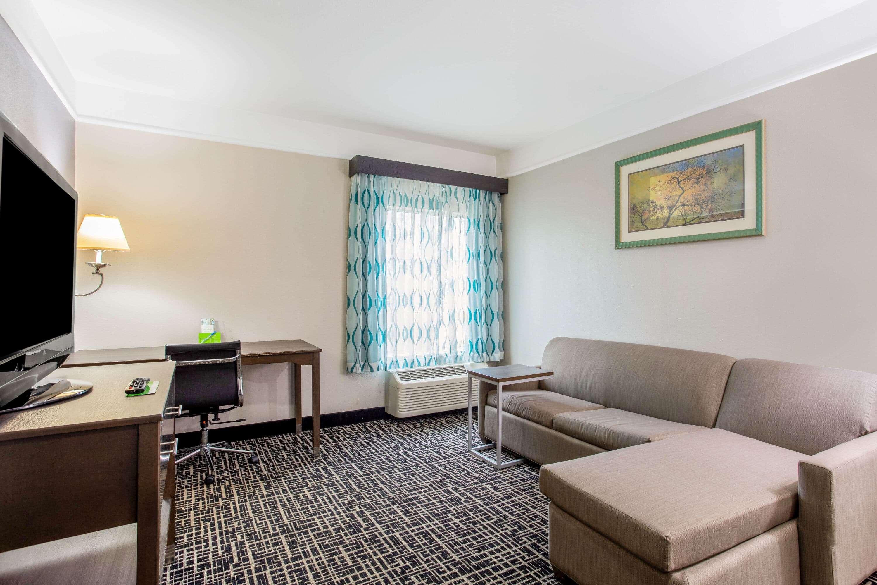 La Quinta Inn & Suites Fultondale Dış mekan fotoğraf