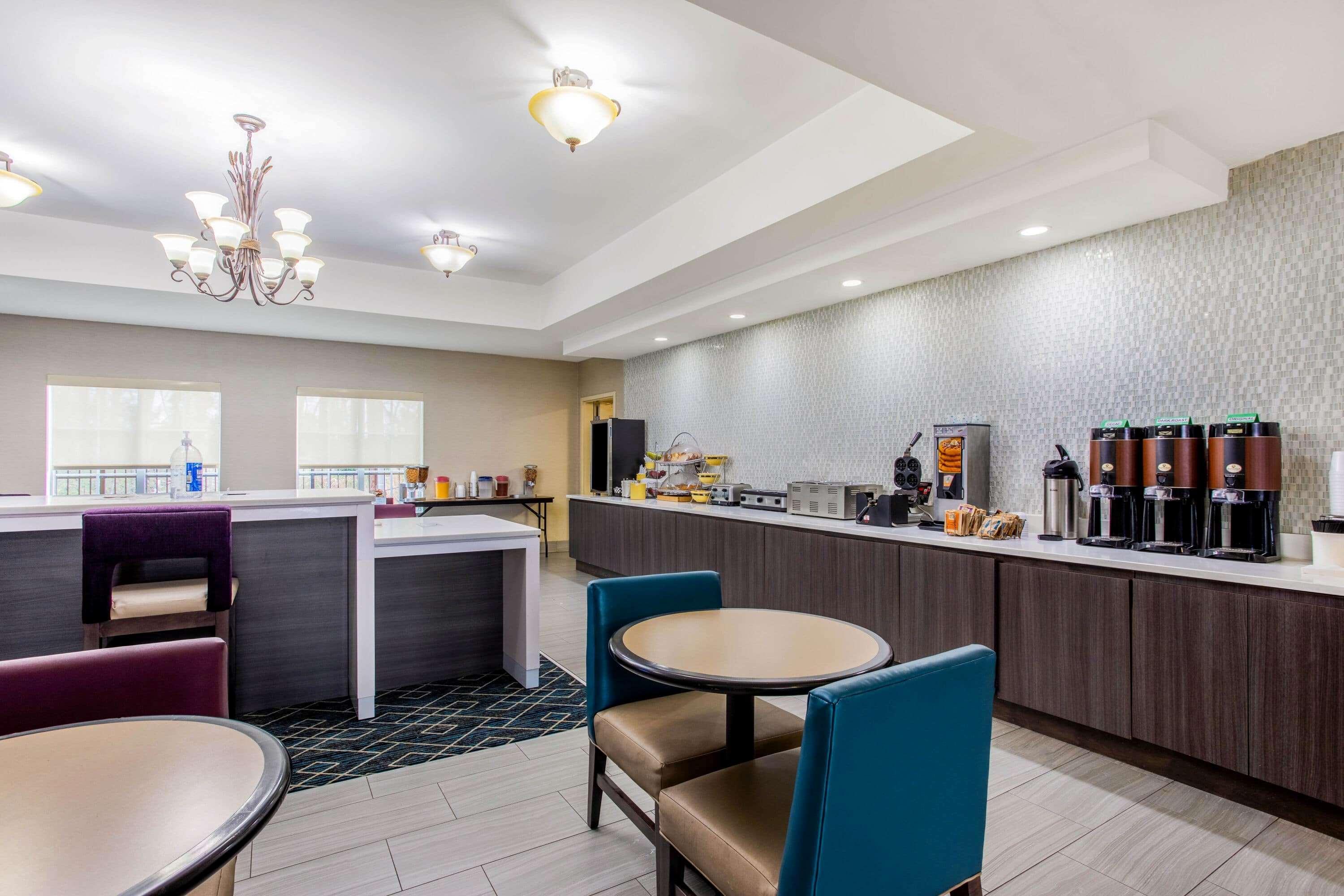 La Quinta Inn & Suites Fultondale Dış mekan fotoğraf