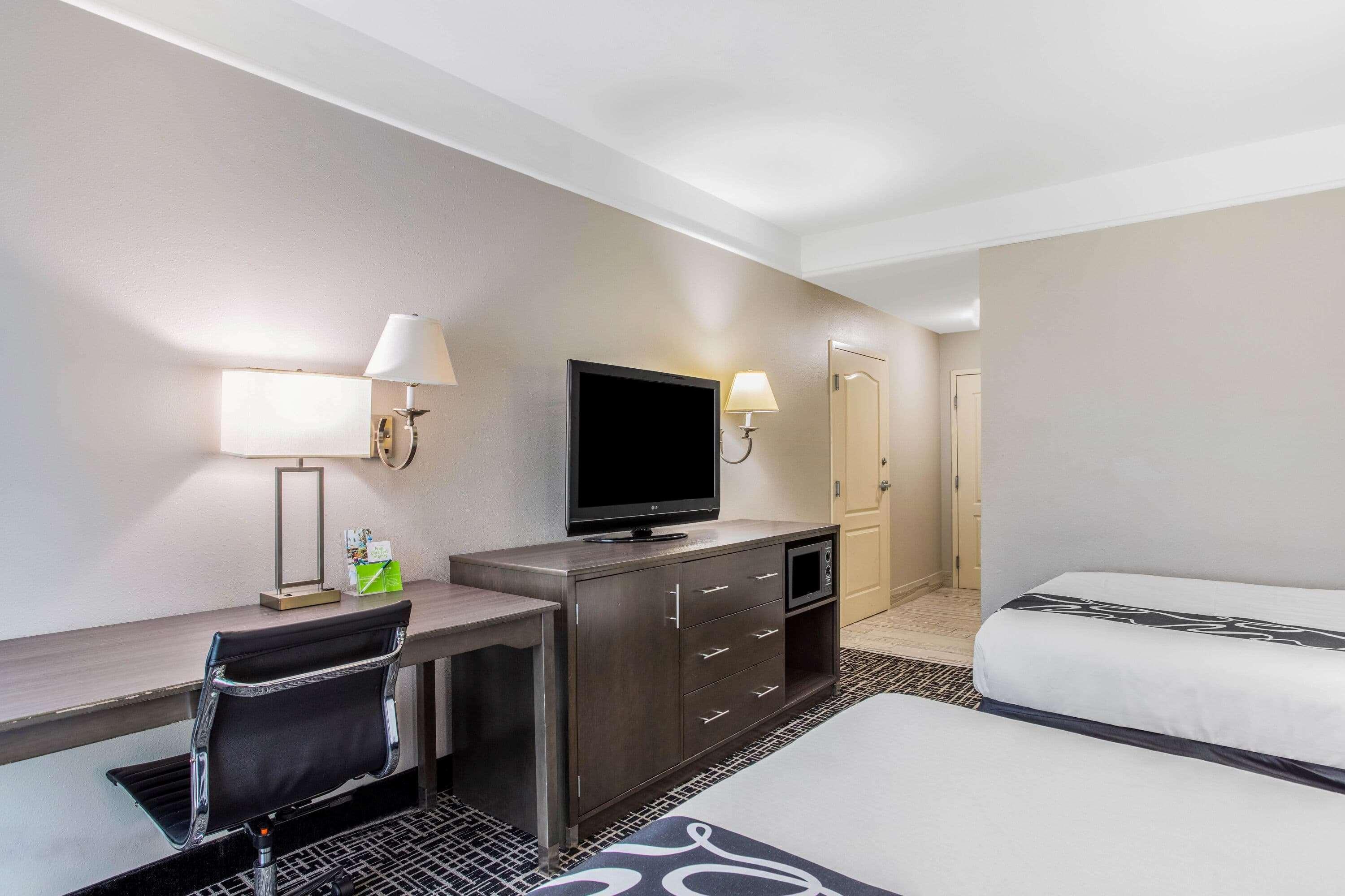 La Quinta Inn & Suites Fultondale Dış mekan fotoğraf