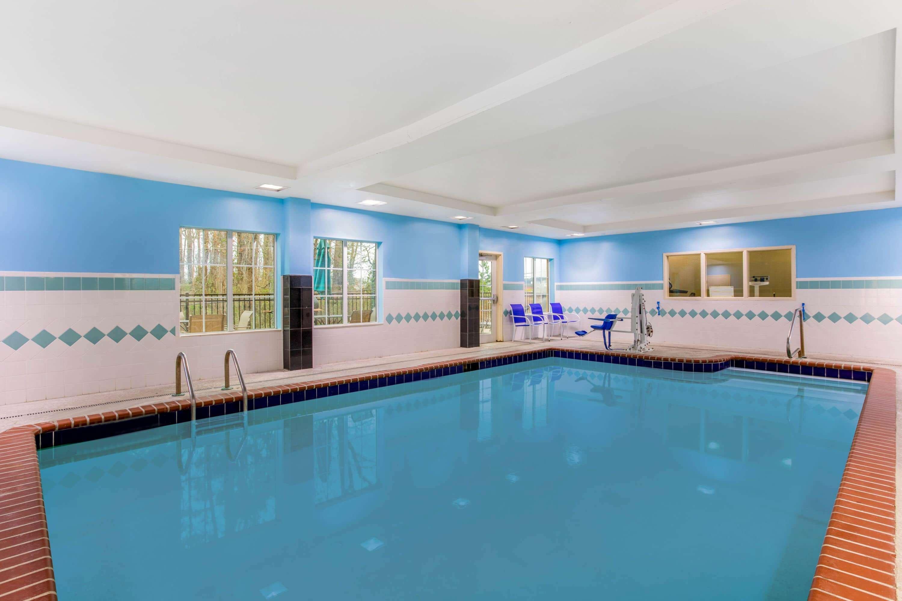 La Quinta Inn & Suites Fultondale Dış mekan fotoğraf